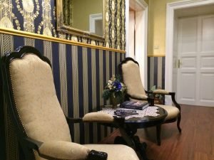 Fovarosi-Oltonyhaz-Budapest-300x225